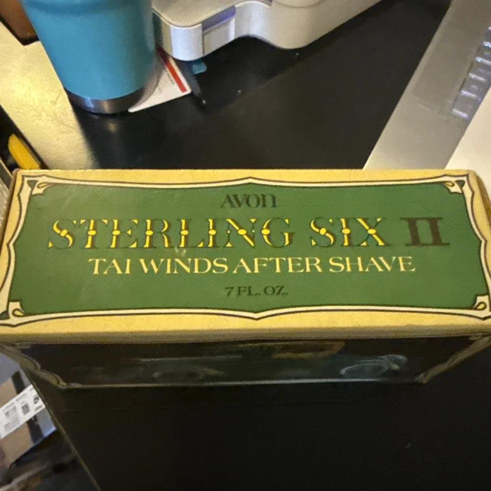 Avon Sterling Six II Green Car Wild Country After Shave 7oz Vtg‎ Bottle Box NIB